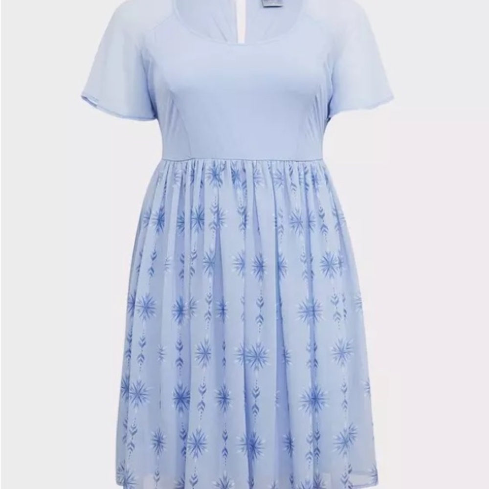 Torrid Disney Frozen 2 Elsa Snowflake Chiffon dress, NWT size 14